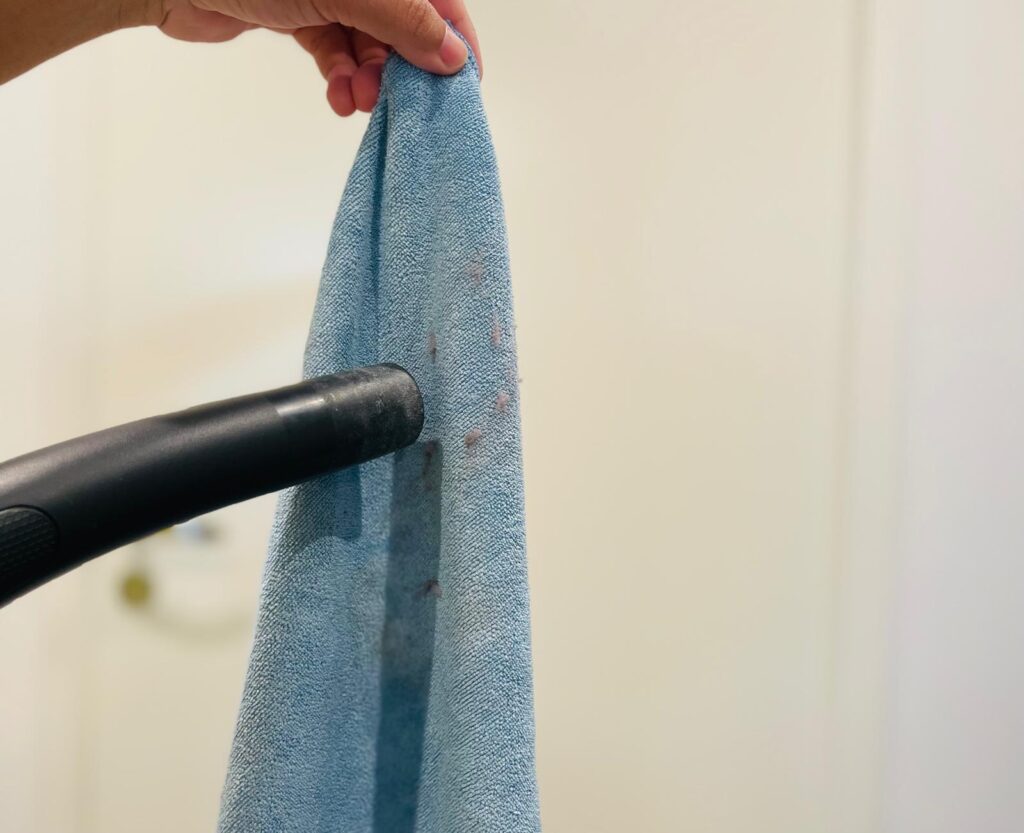 how to clean a dusty microfibre cloth