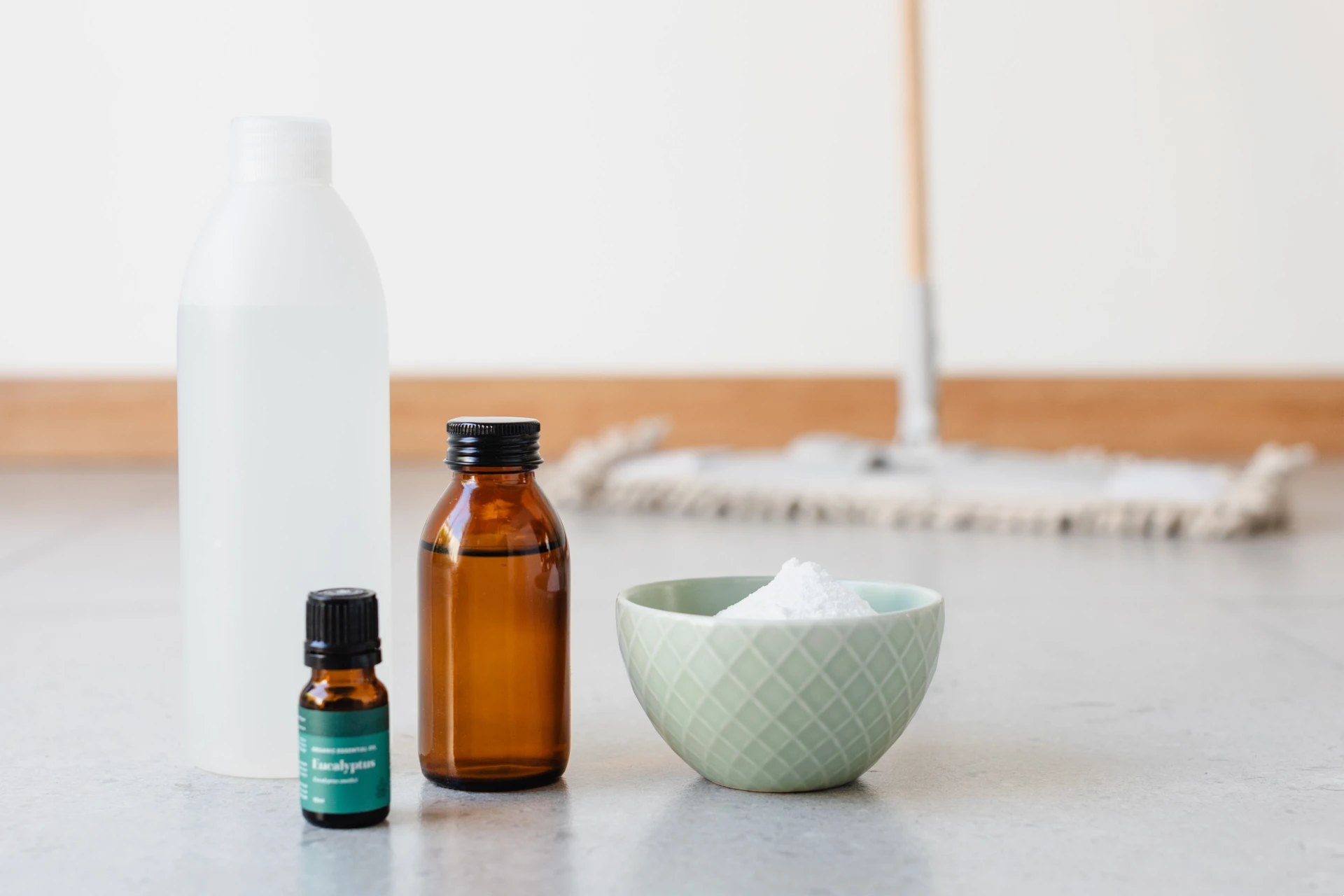 3 Best Homemade Floor Cleaner Recipes (For Wood, Tile & Laminate)